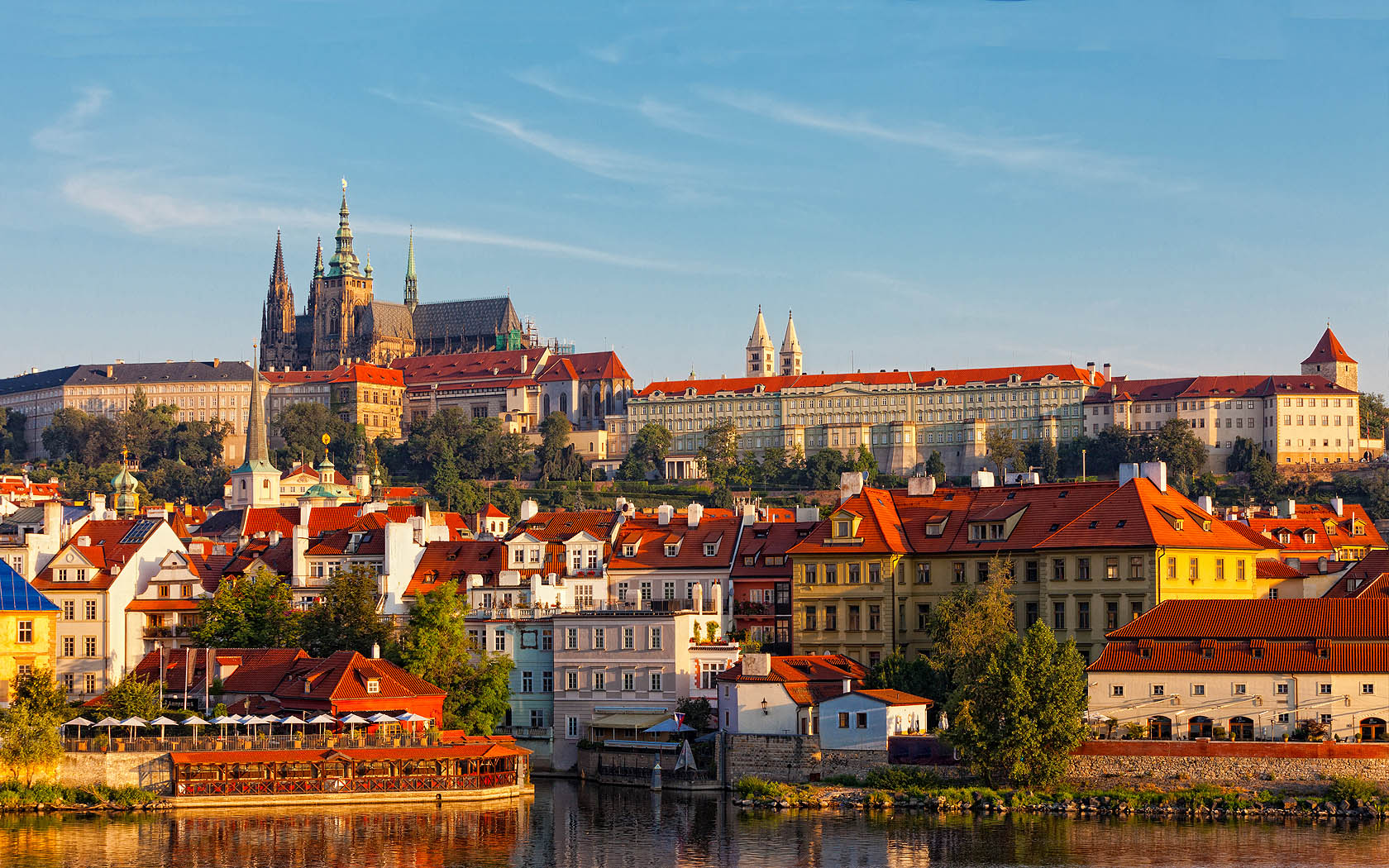 Praga, vista della collina / castello / cattedrale di San Vito