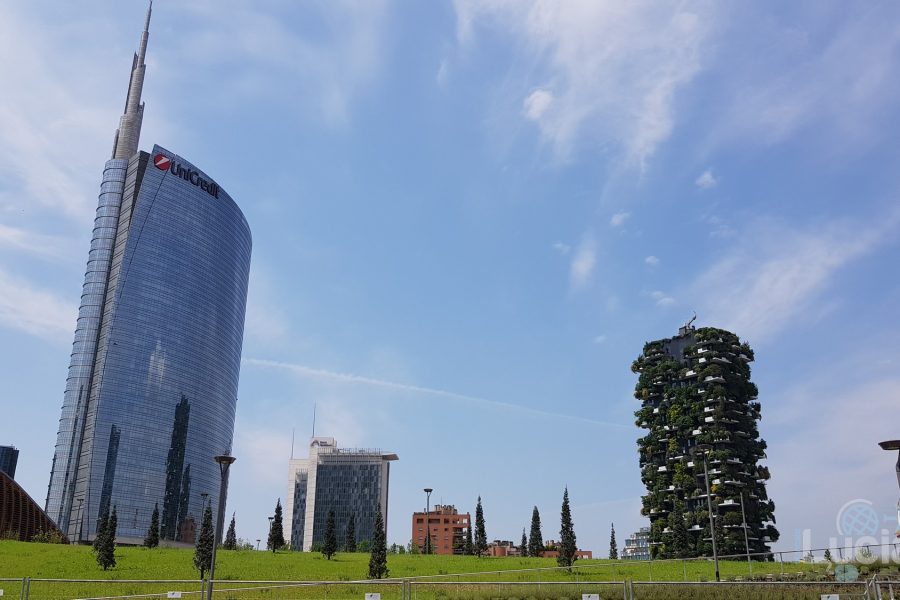 unicredit Tower milano e giardino verticale